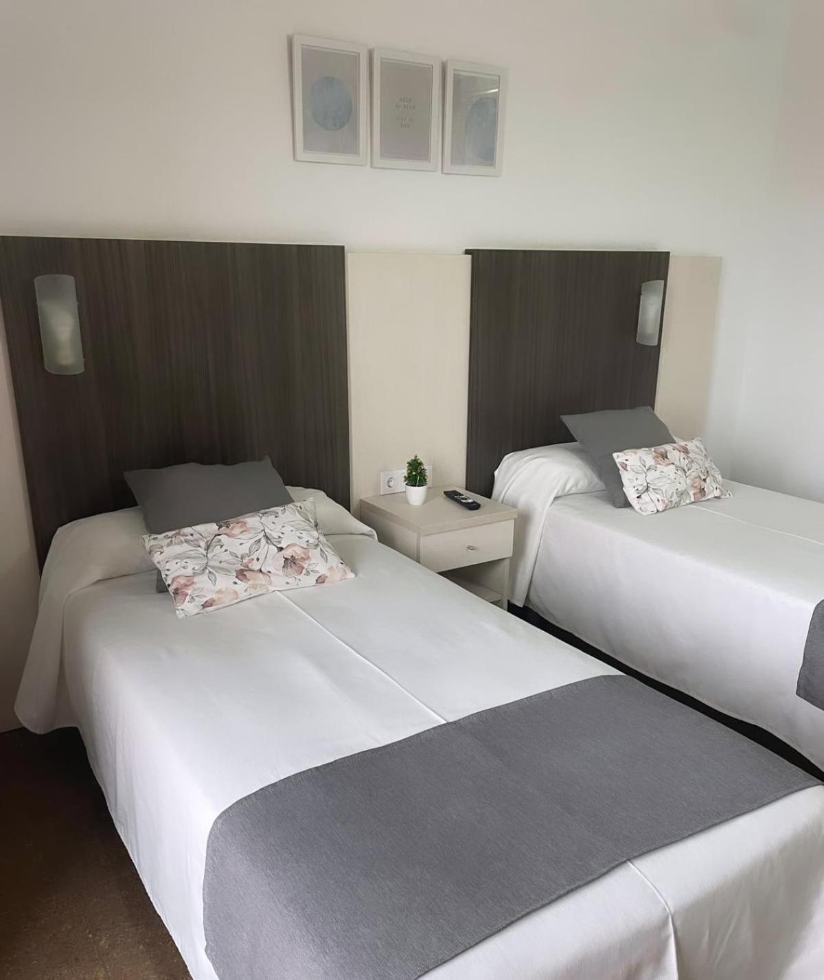 Hotel Morell Bagian luar foto
