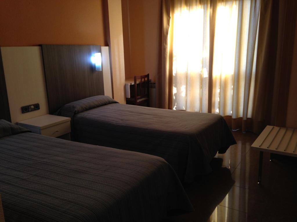 Hotel Morell Bagian luar foto