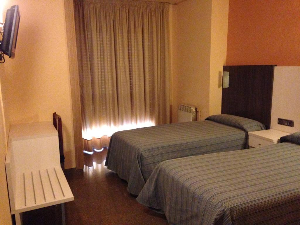 Hotel Morell Bagian luar foto